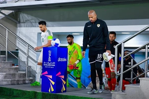 بث مباشر بالفيديو.. السعودية وعمان في نصف نهائي خليجي 26